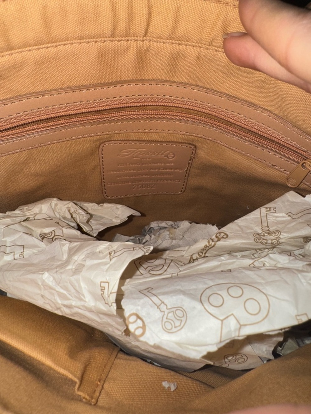 Vintage Fossil Wicker Tote Bag in Tan and Multicolor - Picture 5 of 6